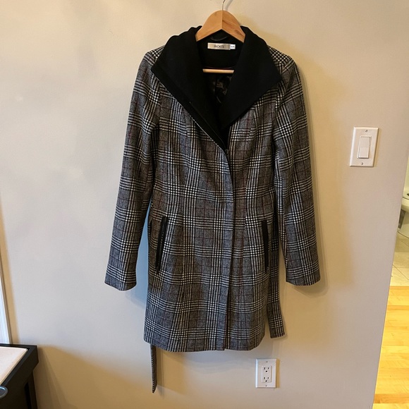 Ricki’s Winter Coat - Picture 3 of 7